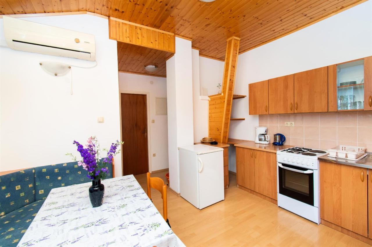 Apartments Green Garden 沃迪切 外观 照片