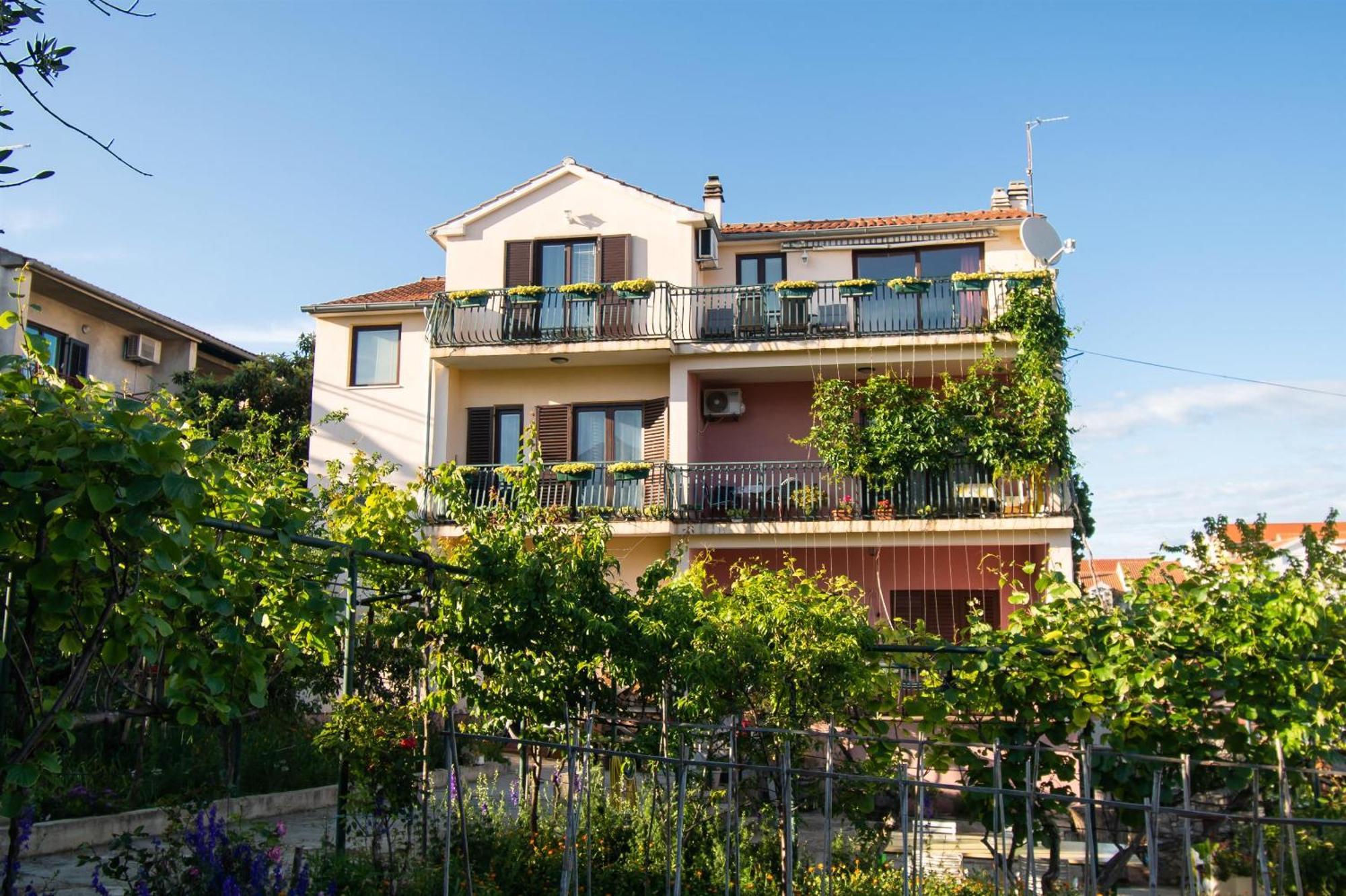 Apartments Green Garden 沃迪切 外观 照片